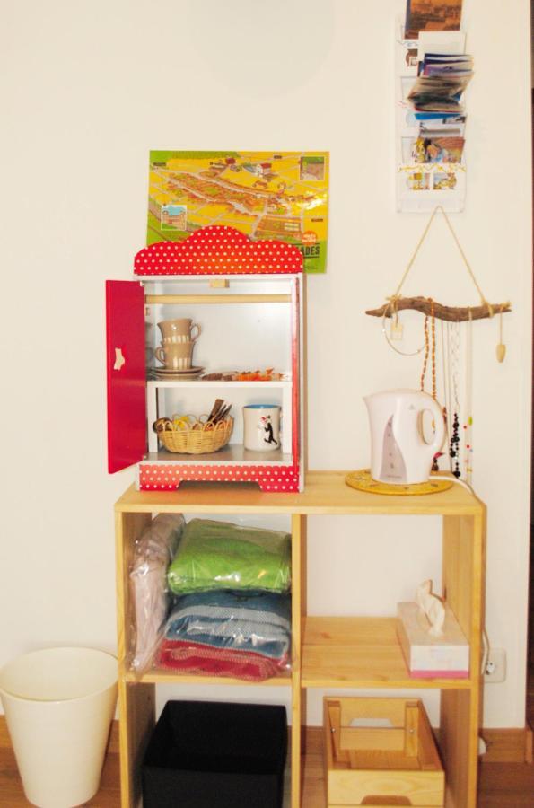 Habitacion Con Patio En Piso Compartido 卡佩利亚德斯 外观 照片