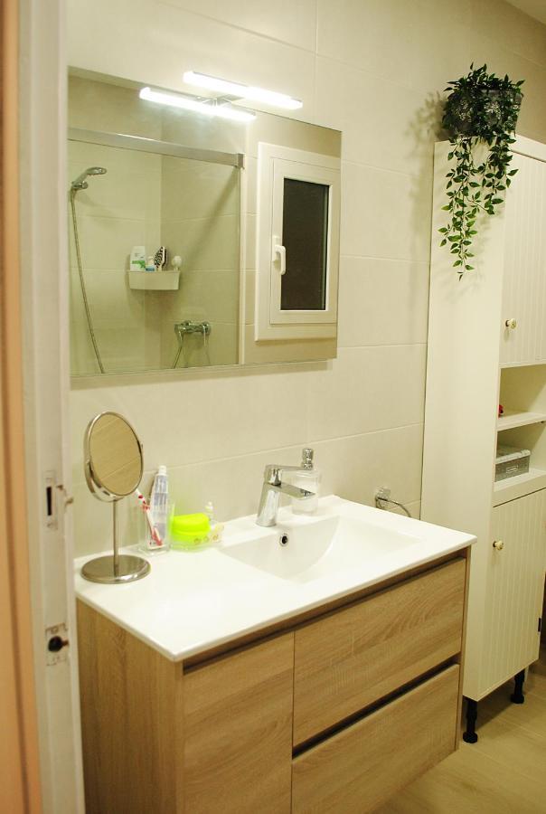 Habitacion Con Patio En Piso Compartido 卡佩利亚德斯 外观 照片