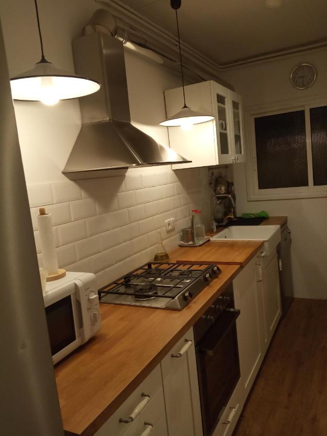 Habitacion Con Patio En Piso Compartido 卡佩利亚德斯 外观 照片