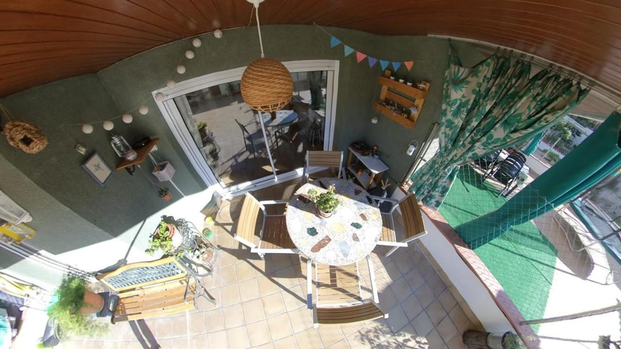 Habitacion Con Patio En Piso Compartido 卡佩利亚德斯 外观 照片