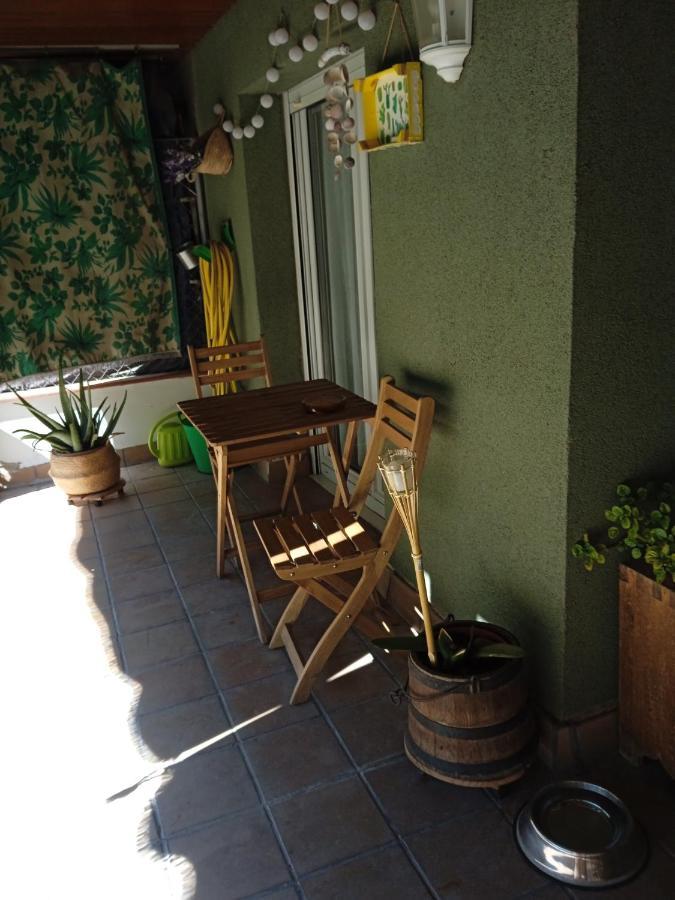 Habitacion Con Patio En Piso Compartido 卡佩利亚德斯 外观 照片