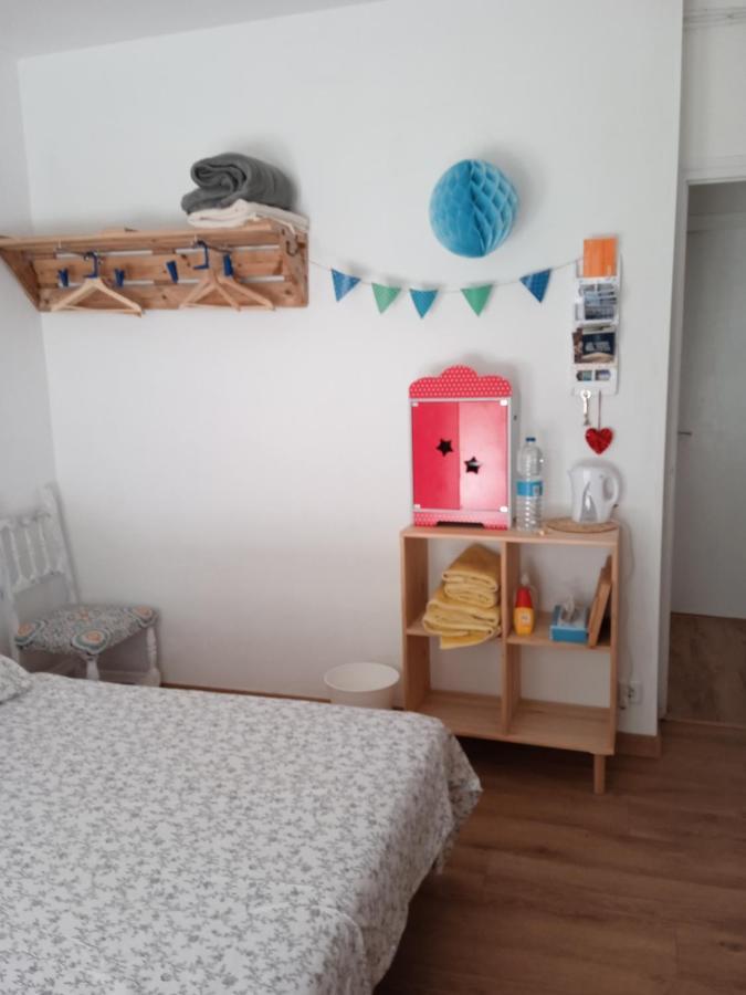 Habitacion Con Patio En Piso Compartido 卡佩利亚德斯 外观 照片