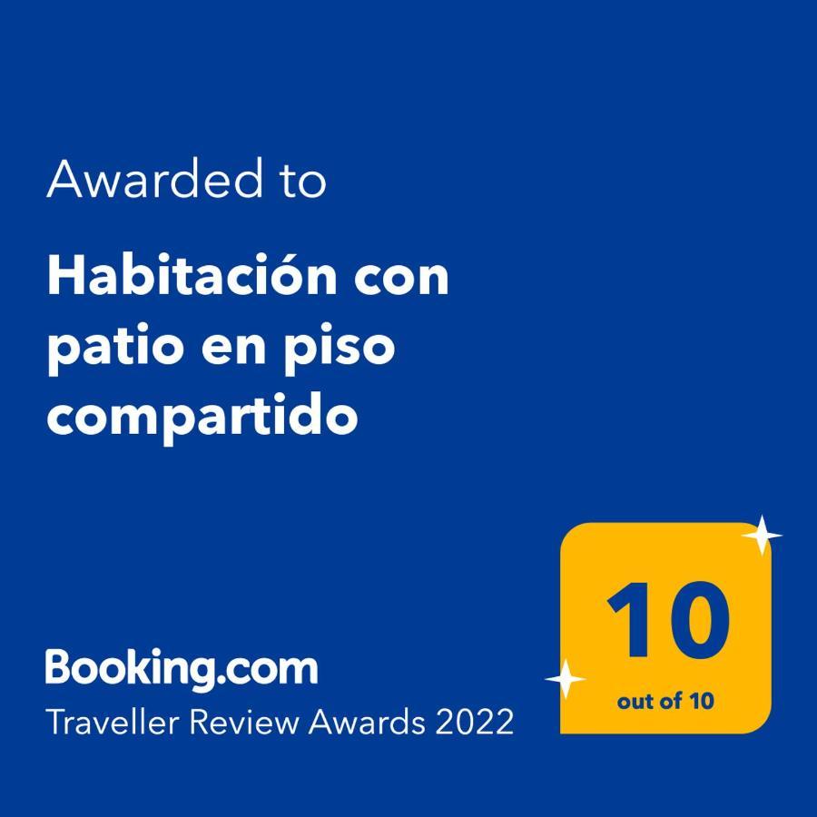 Habitacion Con Patio En Piso Compartido 卡佩利亚德斯 外观 照片
